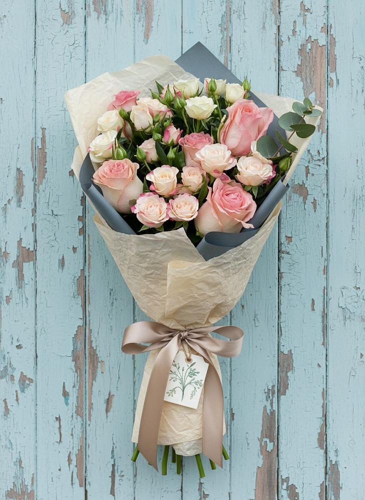 Букет цветов из: Розы в Баракаевской