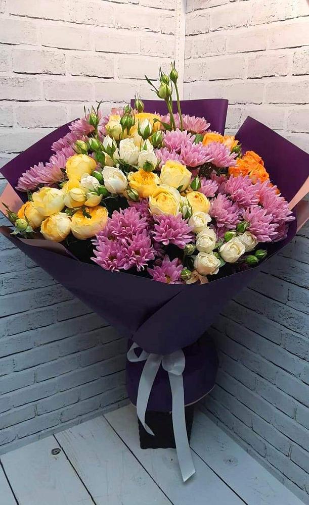 Букет цветов из: Хризантемы и Розы в Баракаевской