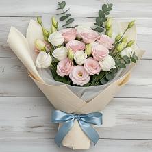 Букет цветов из:  Лизиантусы в Баракаевской