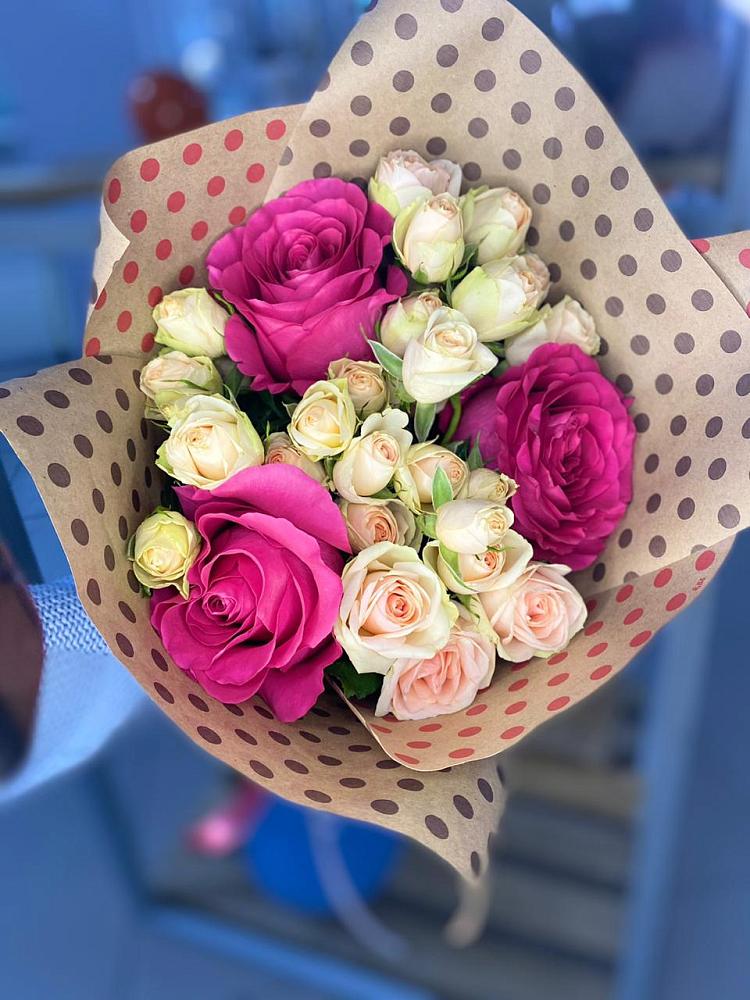 Букет цветов из: Розы в Баракаевской