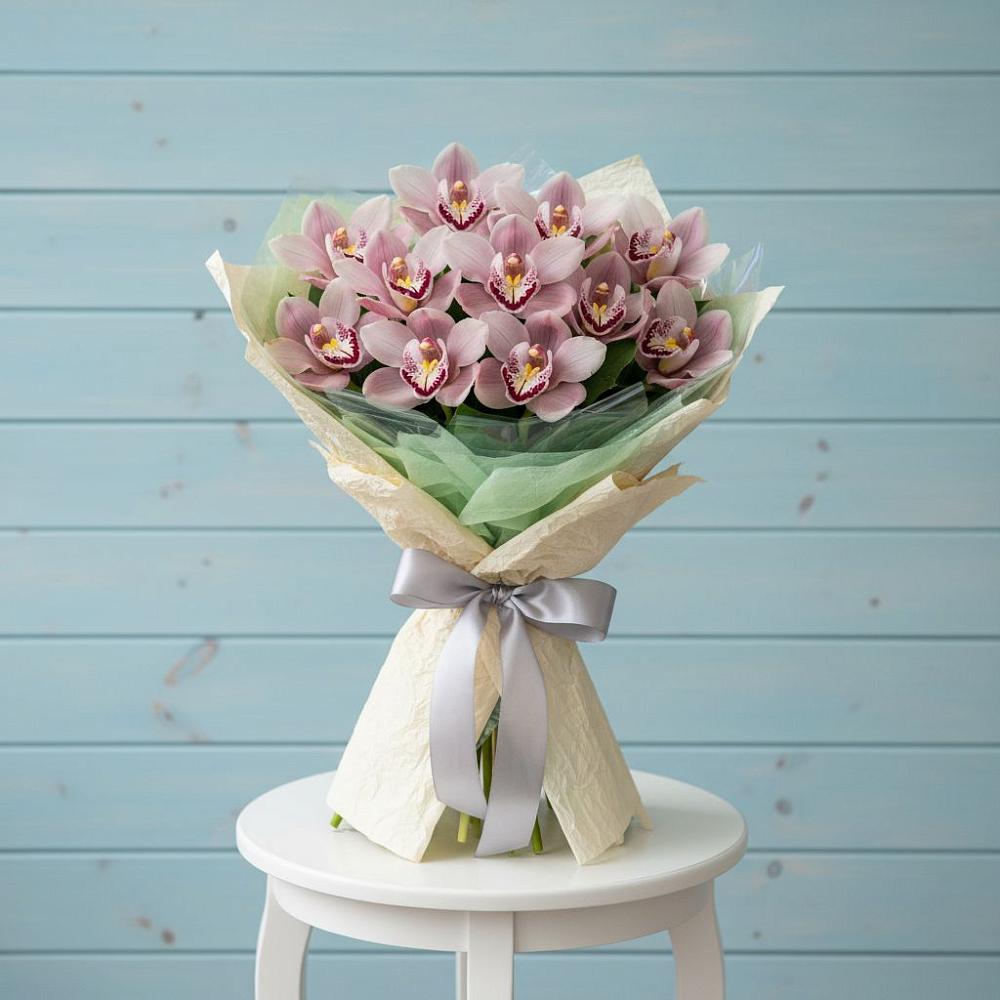 Букет цветов из: Орхидеи и Розы в Баракаевской