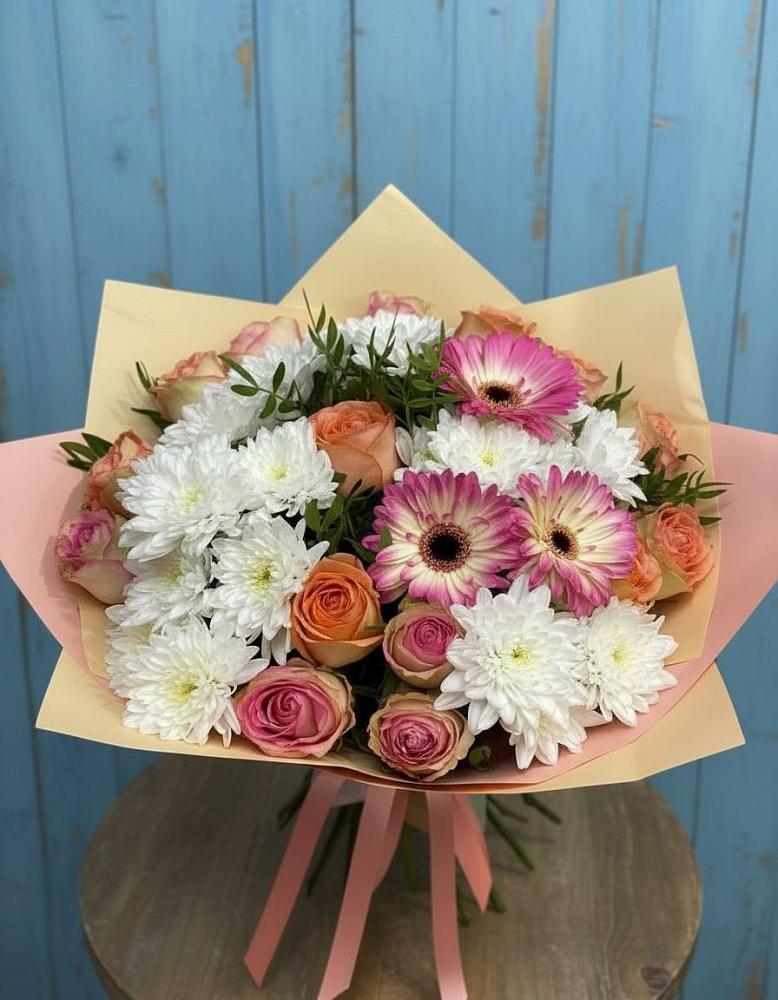 Букет цветов из: Розы, Герберы и Хризантемы в Баракаевской