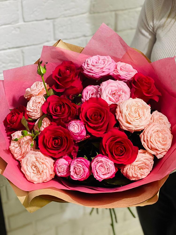 Букет цветов из: Розы в Баракаевской