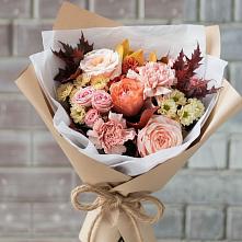 Букет цветов из:  Гвоздики, Хризантемы и Розы в Баракаевской