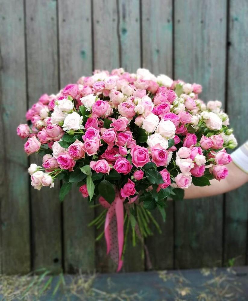 Букет Розовые кустовые розы Натали и Лав Лидия в Баракаевской