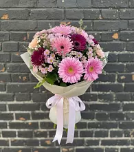 Букет цветов из:  Герберы и Хризантемы в Баракаевской