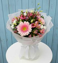 Букет цветов из:  Герберы, Альстромерии и Лизиантусы в Баракаевской